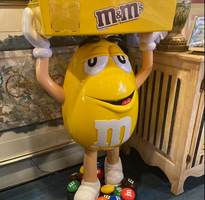 Vintage M&M Holder (Yellow)